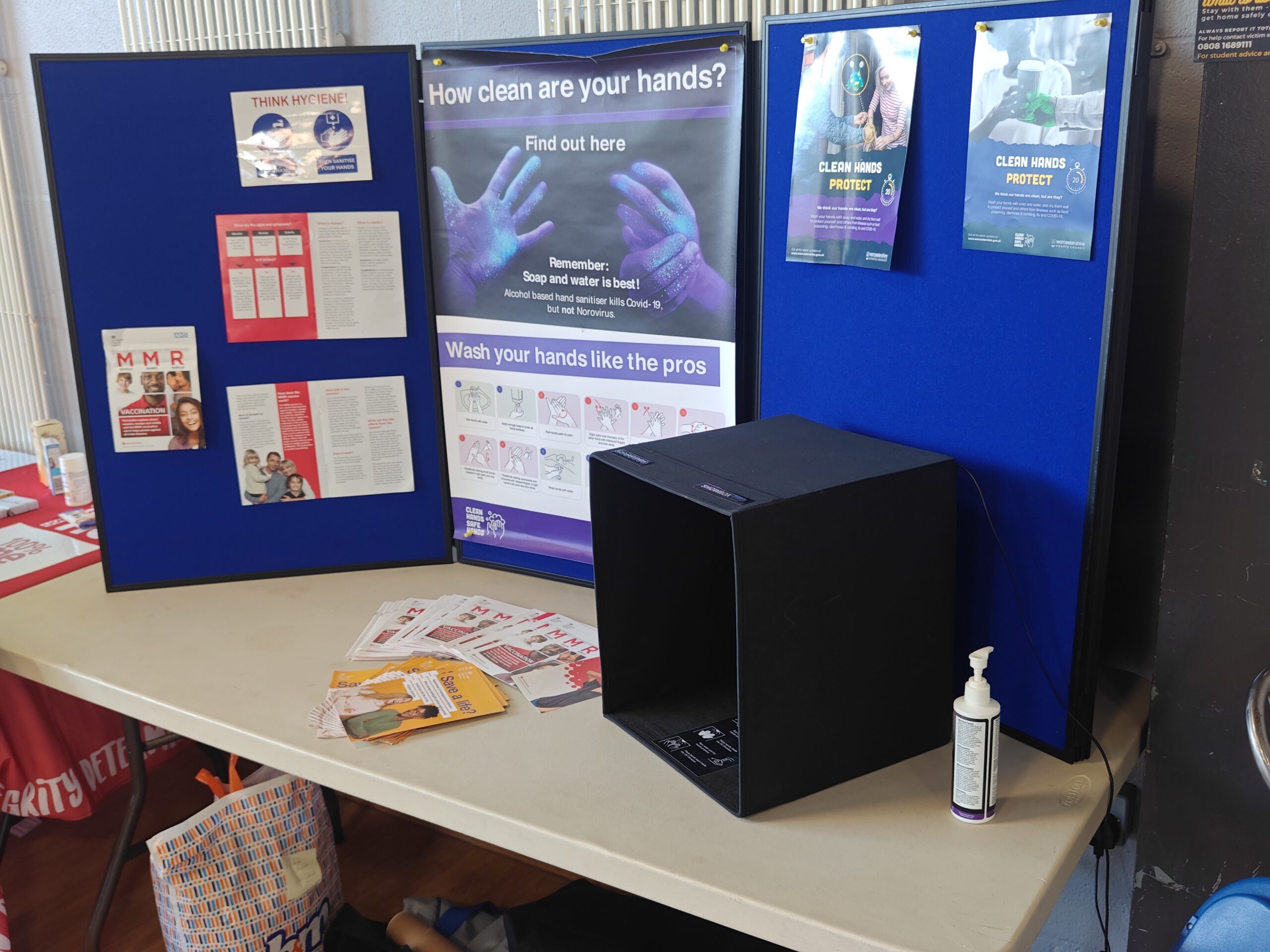The display which includes information boards and a black box